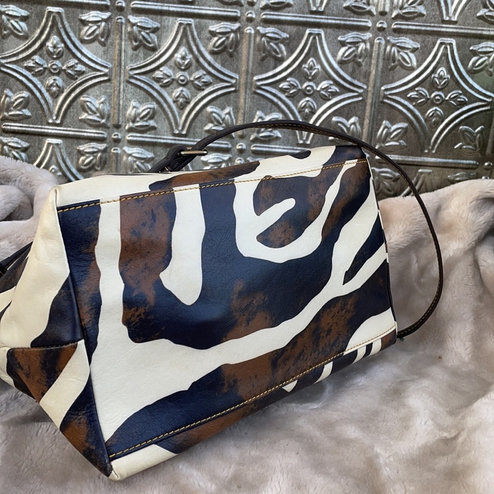 Dooney & Burke Vintage Shoulder Bag 💼 - Picture 5 of 6